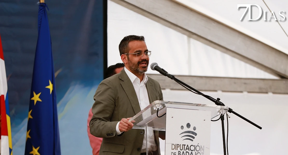 Del cerdo, hasta los andares: Barcarrota celebra su gran fiesta ibérica