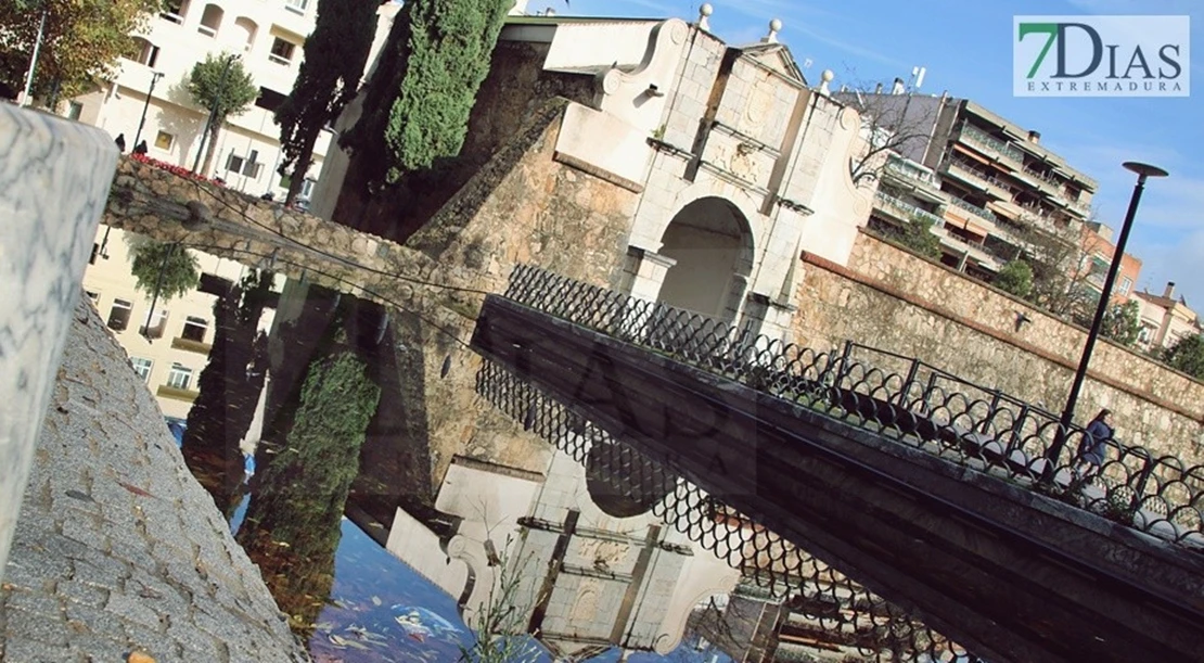 El Ayto. de Badajoz cierra Puerta del Pilar “por precaución”