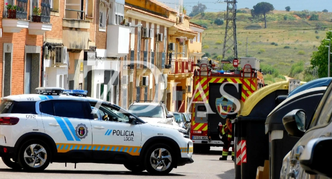 Incendio de vivienda en la barriada pacense de Llera