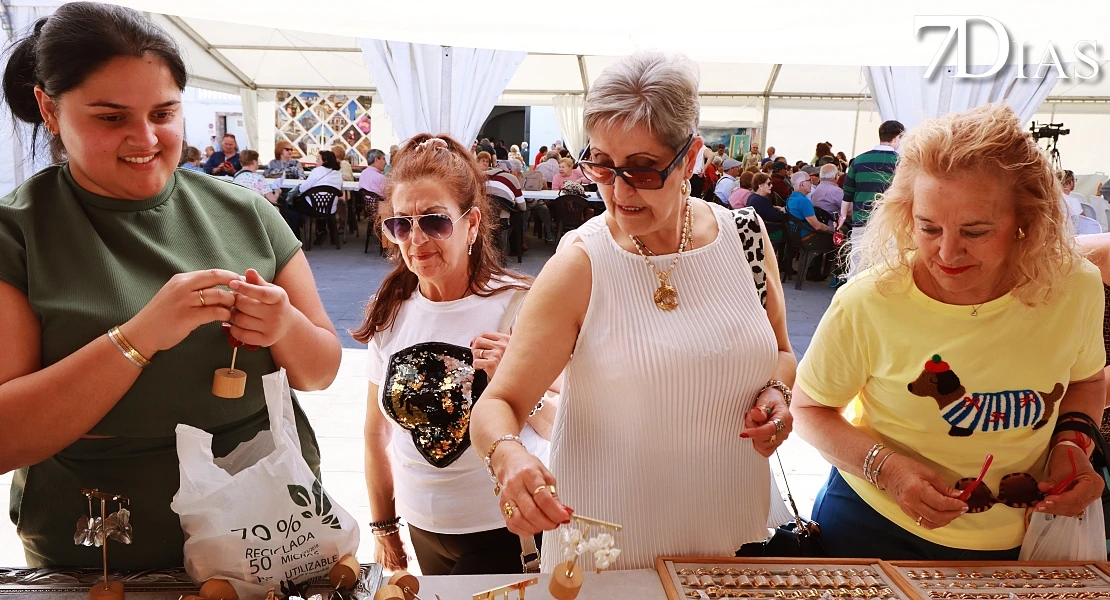 Del cerdo, hasta los andares: Barcarrota celebra su gran fiesta ibérica