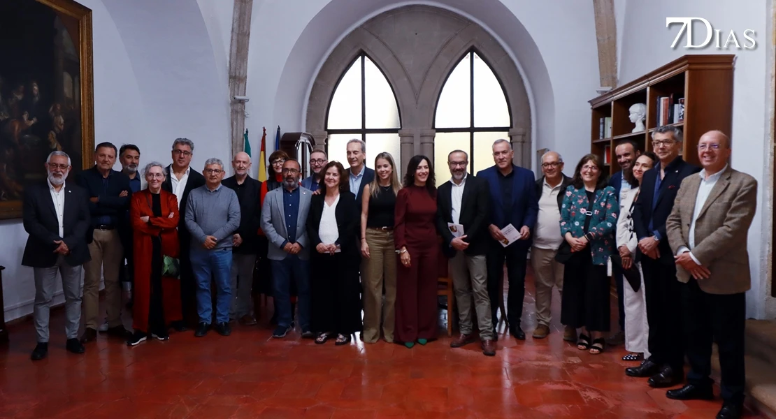 La Diputación de Cáceres premia el talento literario y periodístico en esta gala