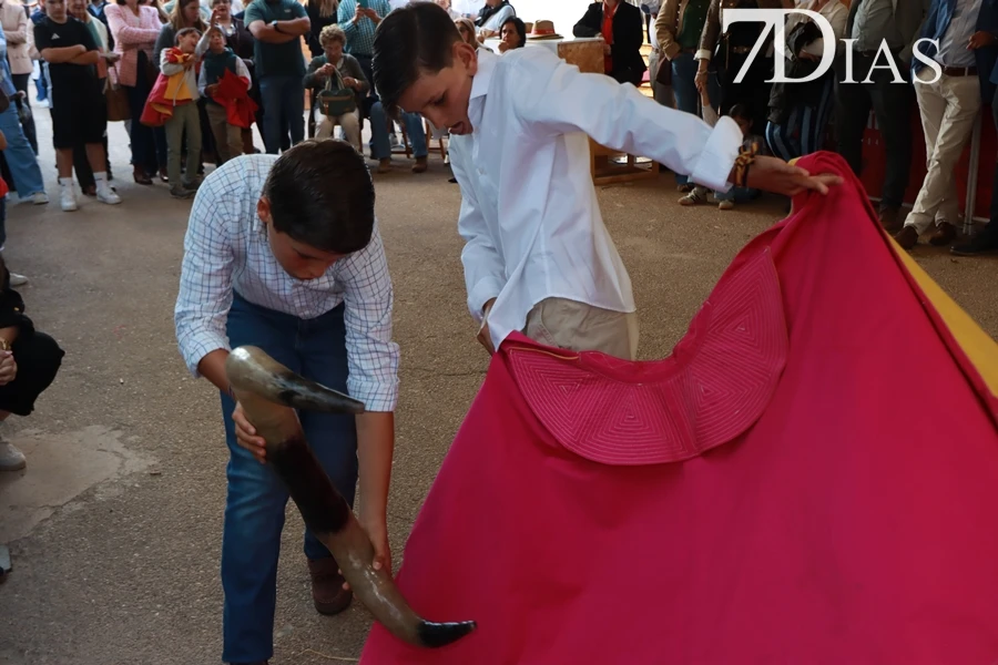 Alconchel inaugura FEMUAL con multitud de actividades y más de 300 cabezas de ganado