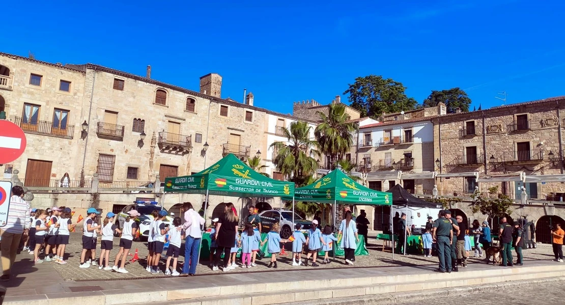 Trujillo conmemora el 182 aniversario de la fundación de la Guardia Civil