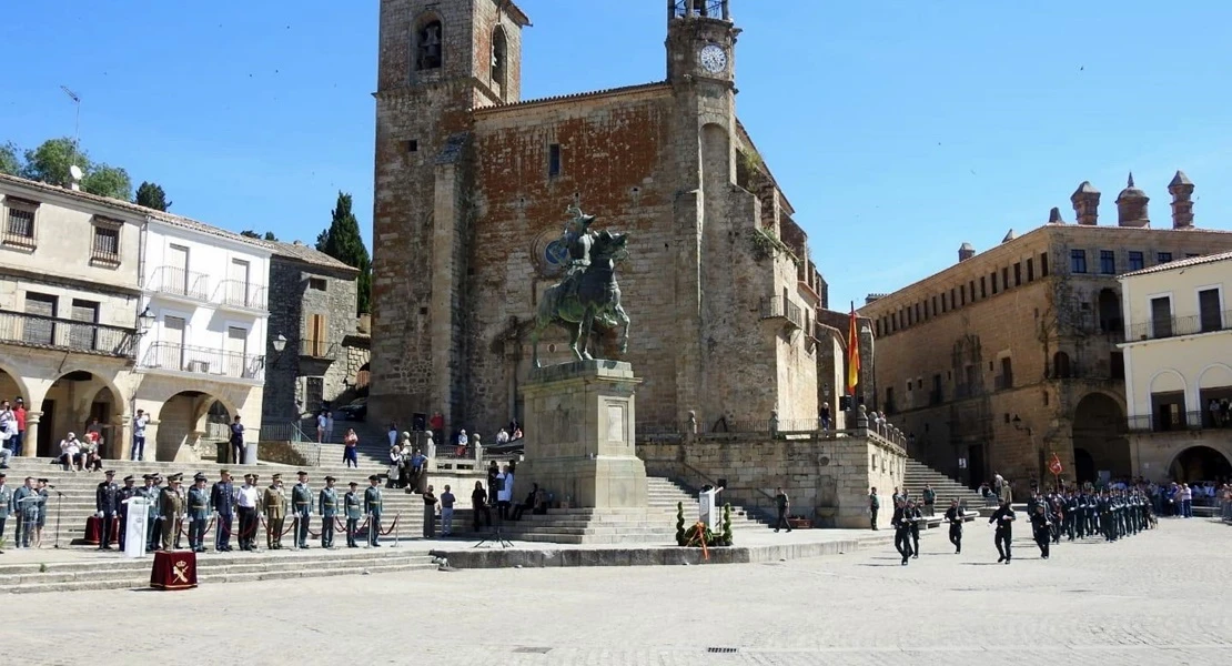 Trujillo conmemora el 182 aniversario de la fundación de la Guardia Civil