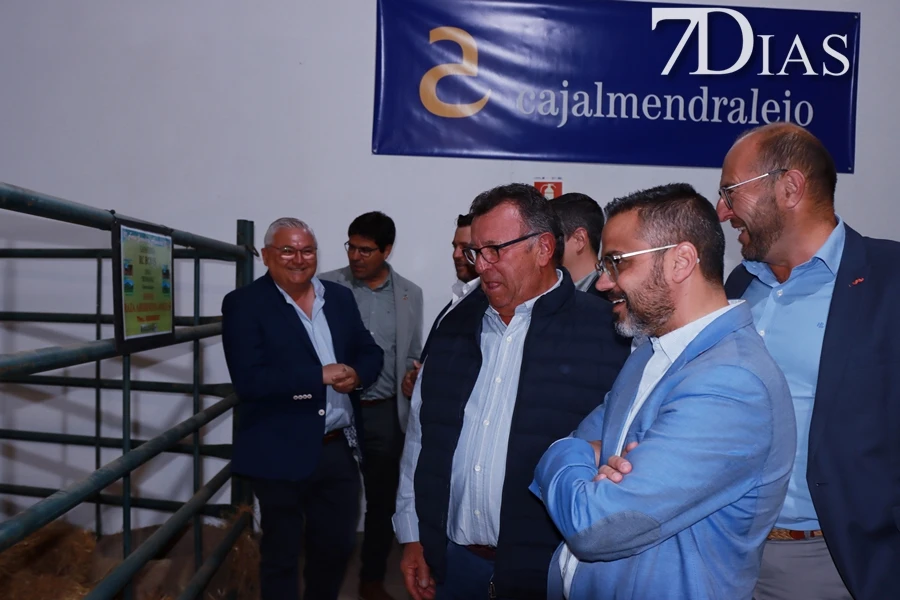 Alconchel inaugura FEMUAL con multitud de actividades y más de 300 cabezas de ganado