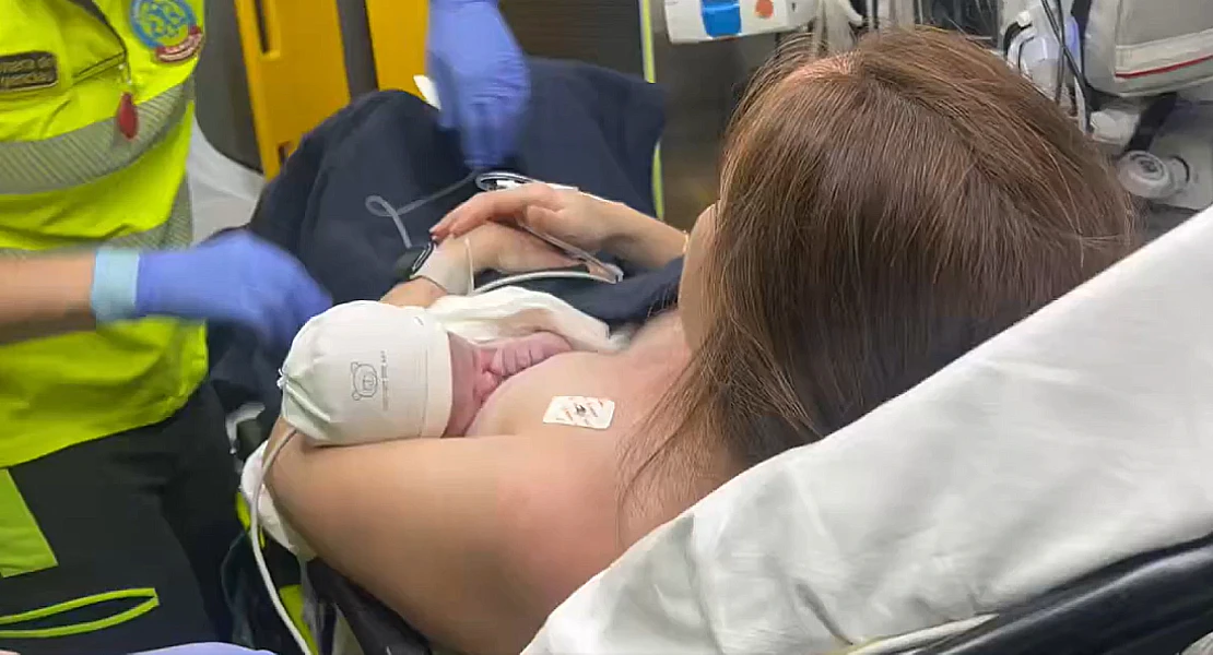 Nace una niña en el arcén de una autovía cuando sus padres iban al hospital