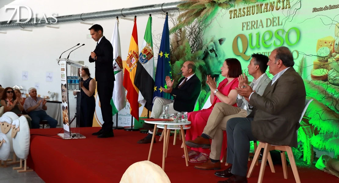 Valverde de Leganés reivindica la tradición en Vive la Trashumancia y la Feria del Queso Artesano