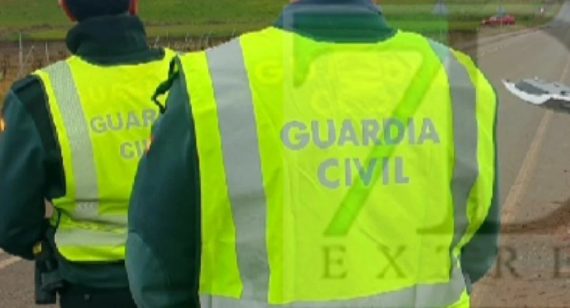 Un joven grave con mútliples quemaduras tras un accidente en un carretera extremeña