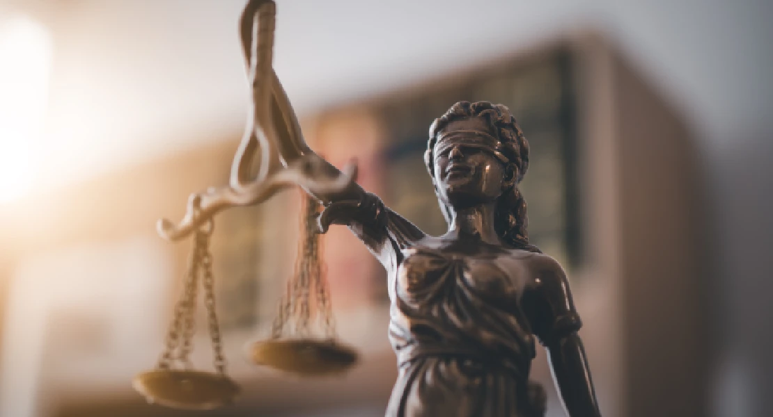 OPINIÓN | La mayor desvergüenza democrática: la justicia se quita la venda