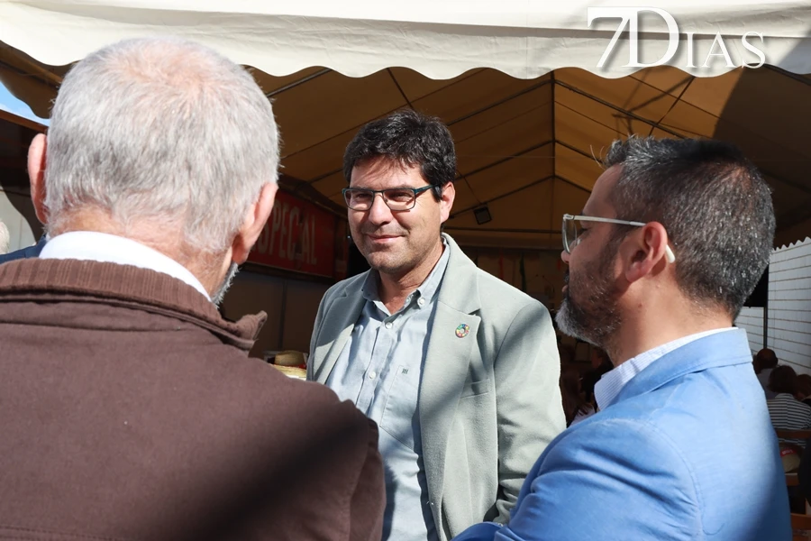 Alconchel inaugura FEMUAL con multitud de actividades y más de 300 cabezas de ganado