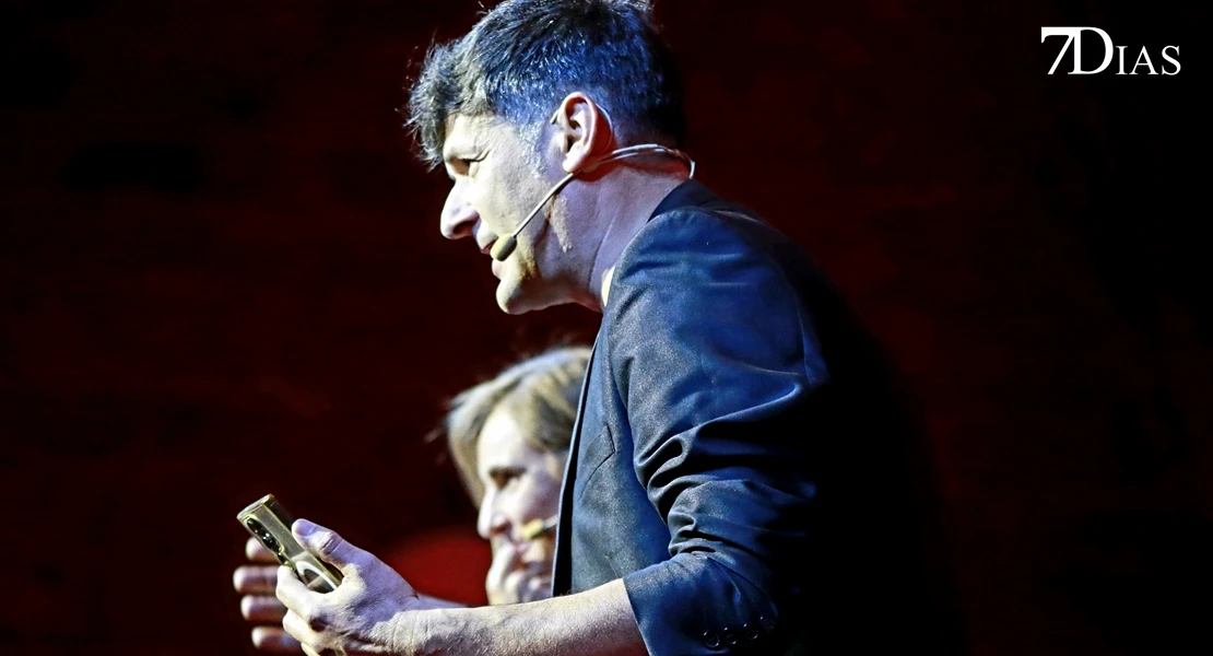 La Diputación de Cáceres premia el talento literario y periodístico en esta gala