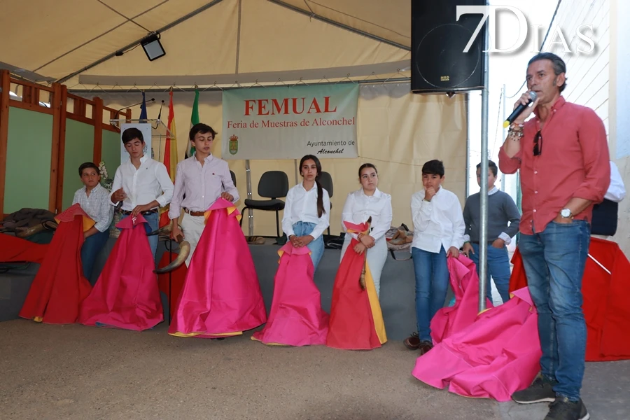 Alconchel inaugura FEMUAL con multitud de actividades y más de 300 cabezas de ganado
