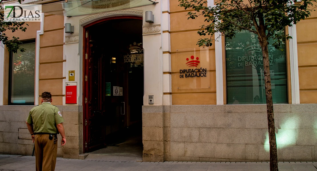 La Diputación de Badajoz ante las acusaciones del PP: "Tratan de generar una polémica artificial"