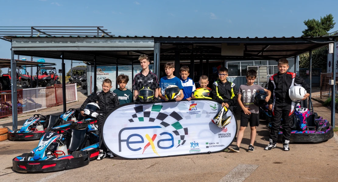 Nueve jóvenes pilotos extremeños protagonizan la primera cita del Karting Kids 2026
