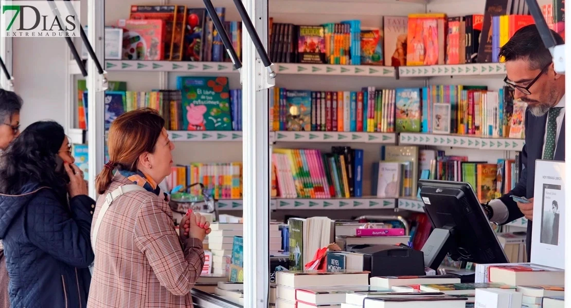 Consulta el programa completo de la 45º edición de la feria del libro de Badajoz