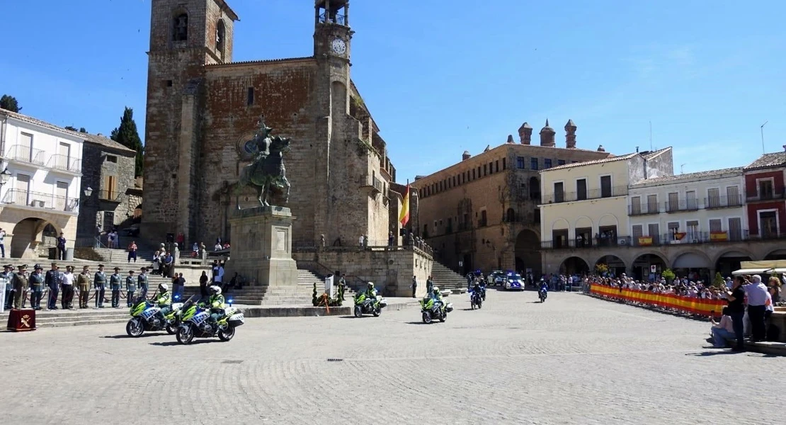 Trujillo conmemora el 182 aniversario de la fundación de la Guardia Civil