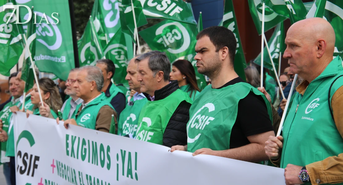 Trabajadores de la Agencia Tributaria protestan por los "incumplimientos" de la Administración