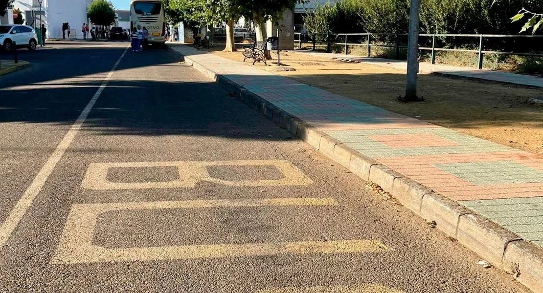 Declaran situación de emergencia para contratar el servicio de transporte escolar de varias rutas extremeñas