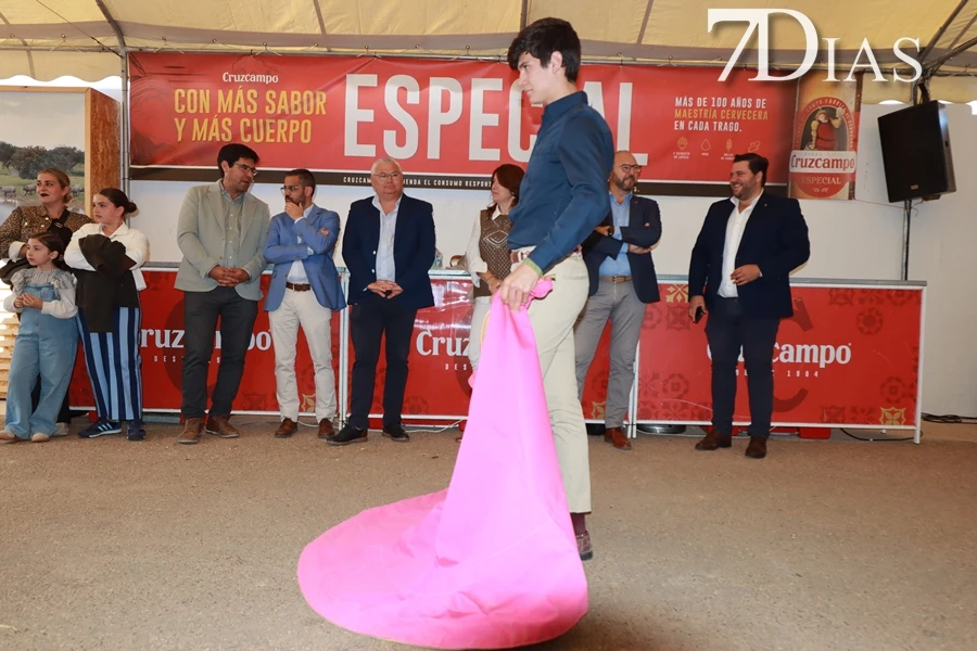 Alconchel inaugura FEMUAL con multitud de actividades y más de 300 cabezas de ganado
