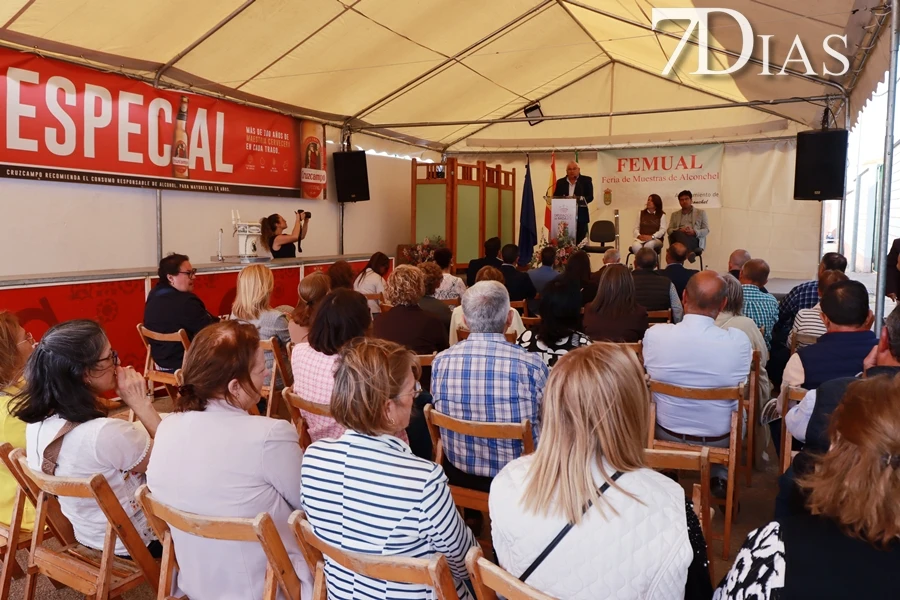 Alconchel inaugura FEMUAL con multitud de actividades y más de 300 cabezas de ganado