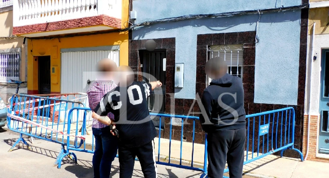 Se derrumba parte de una vivienda en San Roque con una mujer dentro: “Ha sido un milagro”