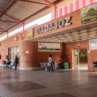 Polémica en Badajoz tras expulsión de personas sintecho de la estación de autobuses