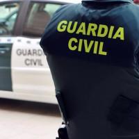 Un hombre grave tras el choque de un coche contra una pared en Valle de Matamoros (BA)