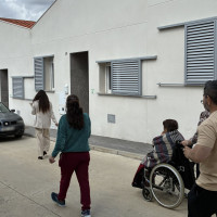 La Junta entrega las llaves de las nuevas viviendas en un pequeño pueblo extremeño
