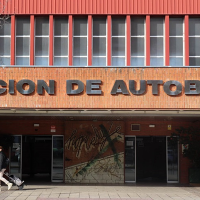 Desalojan a 17 inmigrantes que trataban de pasar la noche en la estación de autobuses de Badajoz