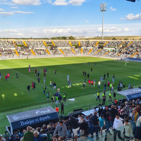 El Badajoz golea al Gévora, pero un penalti del Don Benito rompe el sueño del ascenso directo