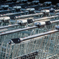 El 43% de los trabajadores afirma comprar menos o peores alimentos