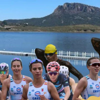 Triatlón en un entorno de Bandera Azul: Peloche presume de paisaje en su gran cita deportiva