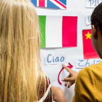 Cómo matricularse en las Escuelas Oficiales de Idiomas de Extremadura: abierto el plazo