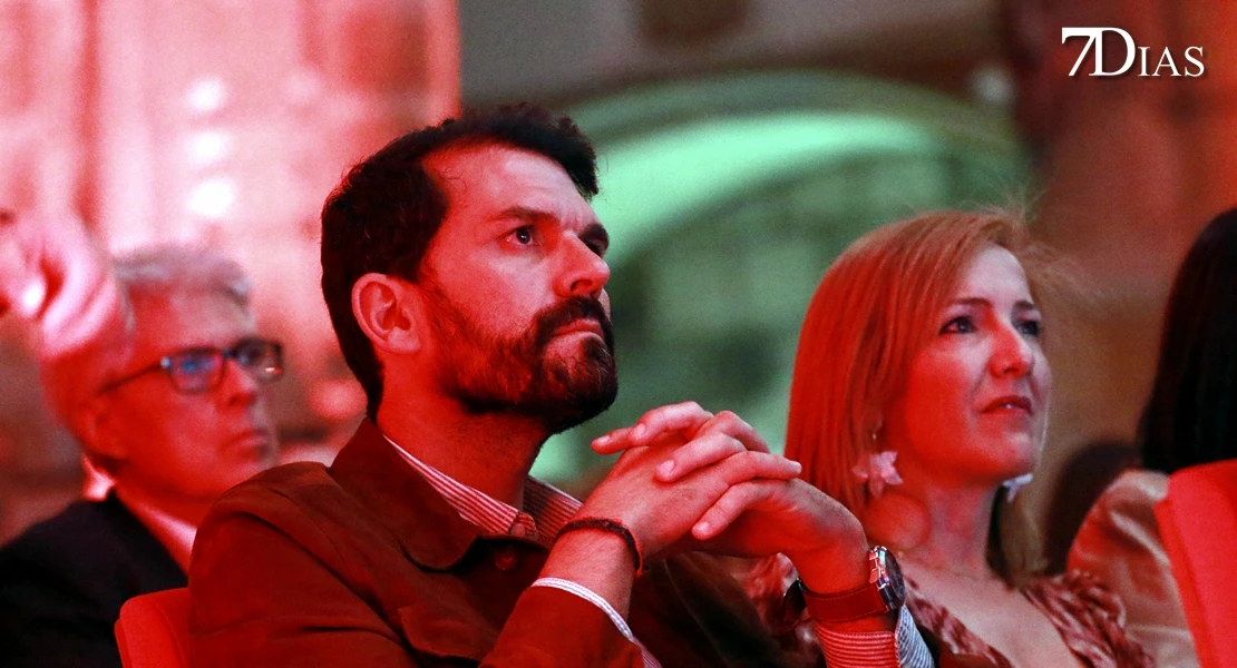 La Diputación de Cáceres premia el talento literario y periodístico en esta gala