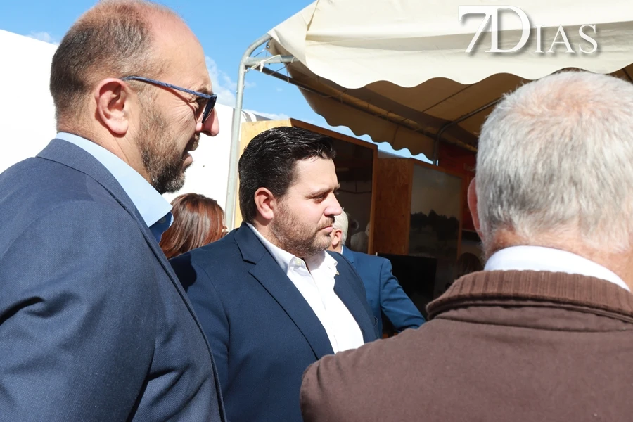 Alconchel inaugura FEMUAL con multitud de actividades y más de 300 cabezas de ganado