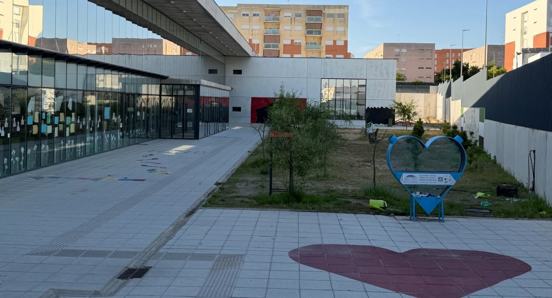 Acusan a la Junta de actuar tarde en el CEIP Cerro Gordo cuando "conocían el problema perfectamente"
