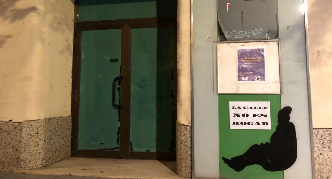 Las calles de Badajoz visibilizan la realidad del sinhogarismo a través de esta campaña