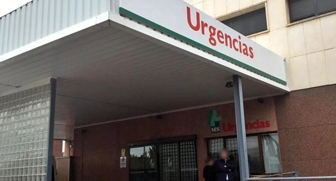 Un hombre sufre una fractura abierta en un accidente en Badajoz