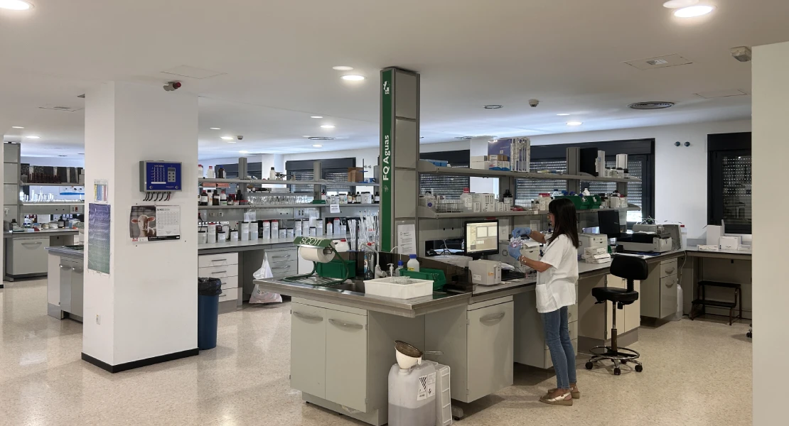 El Laboratorio de Salud Pública de Badajoz renovará equipamiento obsoleto de más de 25 años