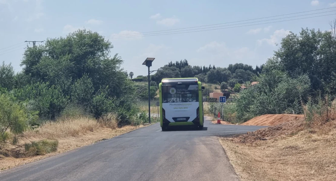 Vecinos de Campomanes alertan del peligro del desdoblamiento de la carretera de Sevilla