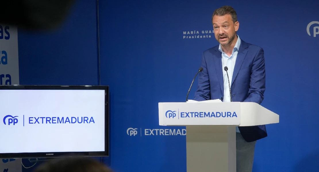 El PP califica de “bochorno” que Sánchez Cotrina alabara a Pedro Sánchez