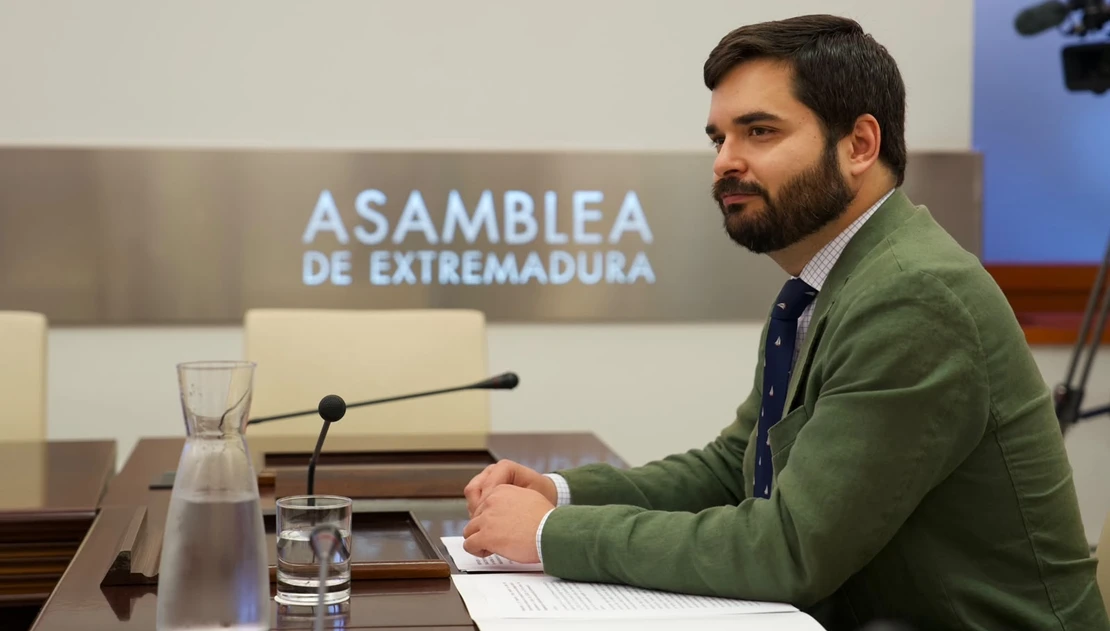Extremadura reducirá trámites burocráticos en los servicios sociales