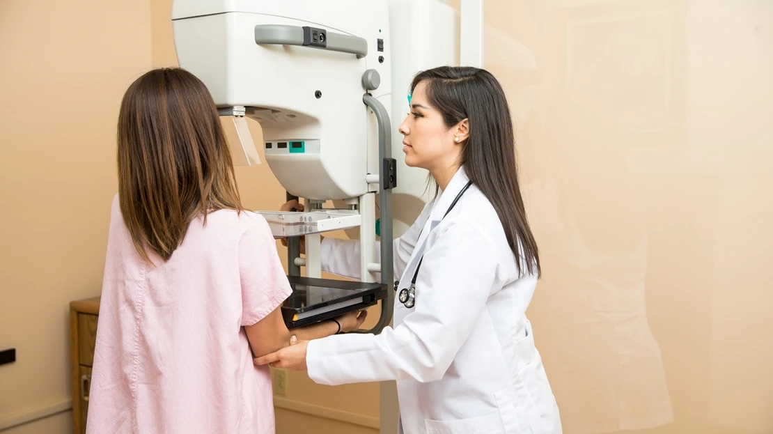 Más de 9.700 extremeñas se realizarán mamografías en julio