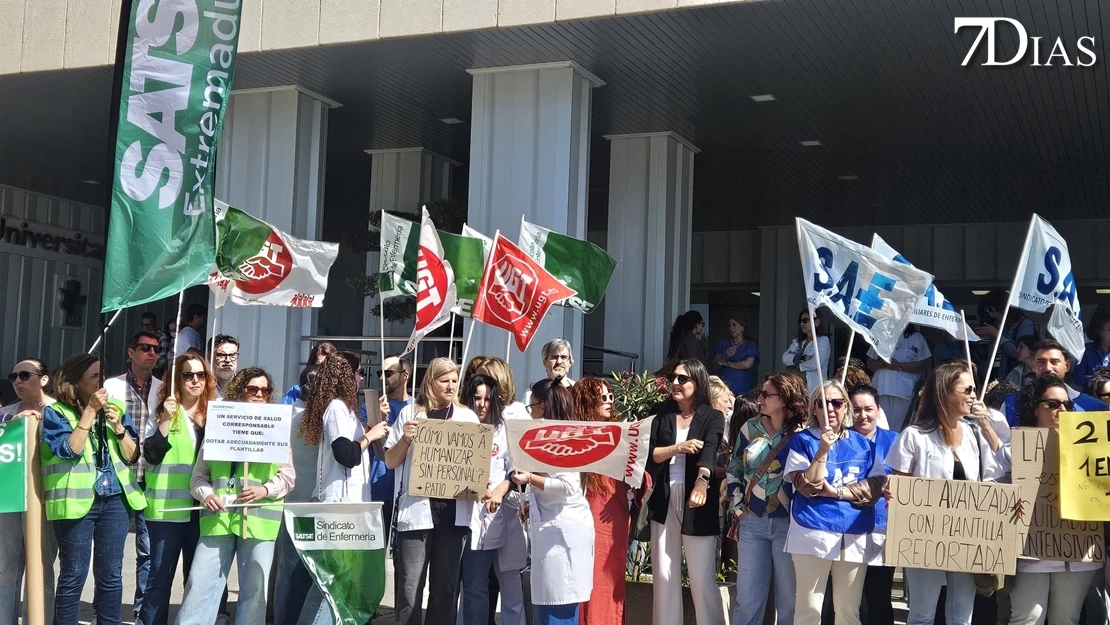Trabajadores de la UCI del Universitario vuelven a manifestarse ante “el silencio del SES”