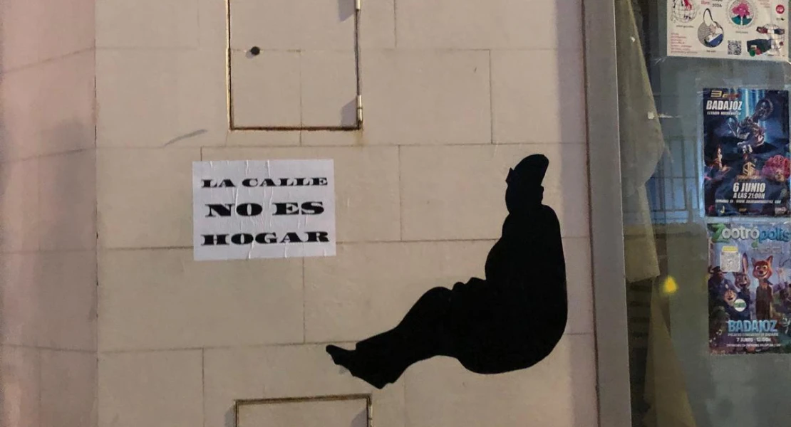 Las calles de Badajoz visibilizan la realidad del sinhogarismo a través de esta campaña