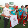 Leyendas, deporte y solidaridad: así se vivió el partido por la ELA en Cáceres