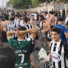 Ambientazo en las calles de Zaragoza para apoyar al CD Badajoz en la final por el ascenso