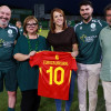 Leyendas, deporte y solidaridad: así se vivió el partido por la ELA en Cáceres