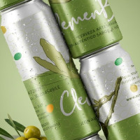 Crean en un pueblo extremeño la única cerveza del mundo elaborada con AOVE real