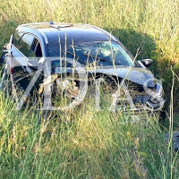 Un vehículo cae por un terraplén a la salida de Badajoz